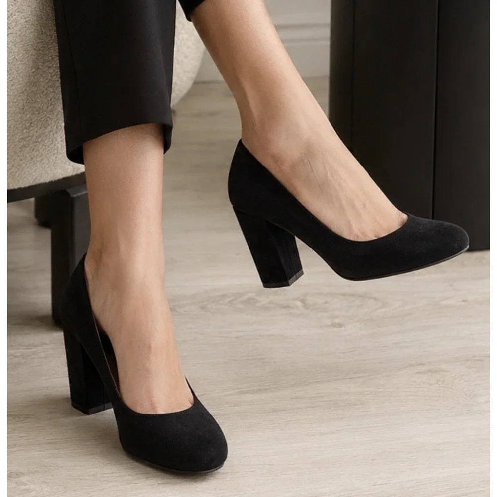 Chinese Laundry Classic Black Pumps‎ Size 8 Suede Leather 3.5